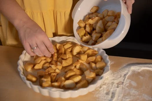 fresh apple pie slice with crust
